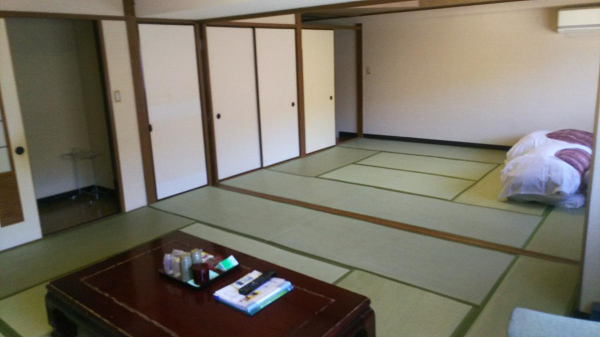 Itoen Hotel Hakone Yumoto Buitenkant foto